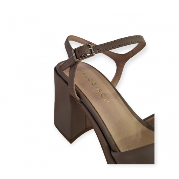 ΓΥΝΑΙΚΕΙΑ ΠΑΠΟΥΤΣΙΑ KALOGIROU ΜΙΛΑ