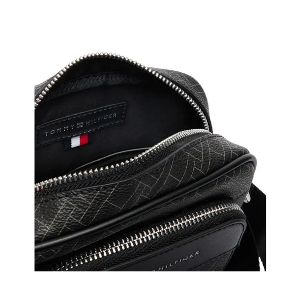ΑΝΔΡΙΚΟ ΤΣΑΝΤΑΚΙ TOMMY HILFIGER Th Flag Monogram Mini Reporter ΑΝΔΡΙΚΟ ΤΣΑΝΤΑΚΙ TOMMY HILFIGER Th Flag Monogram Mini Reporter